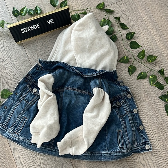 Gap unicorn Jean jacket - Picture 3 of 5